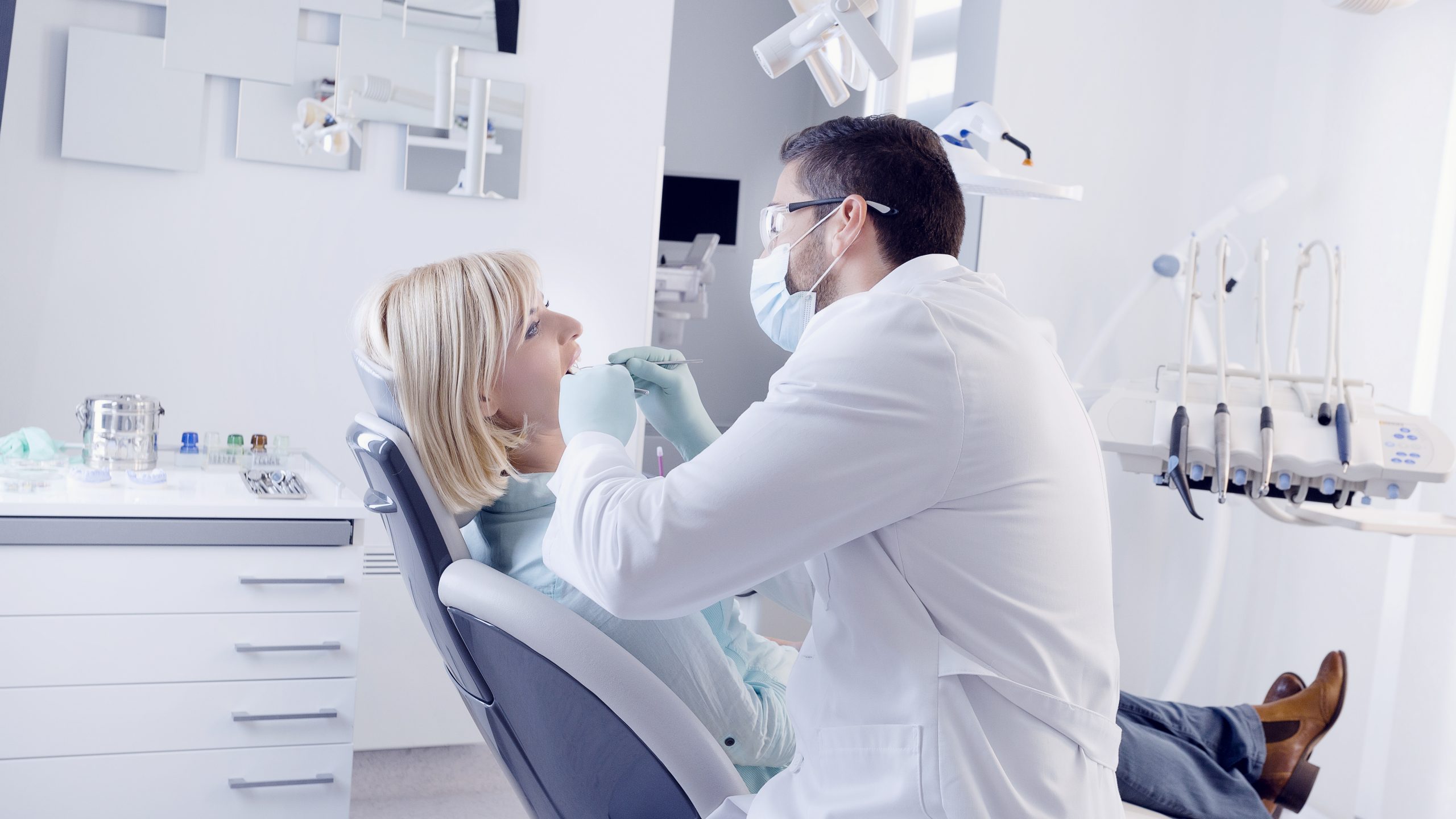 Dentist in Playa Del Rey, CA
